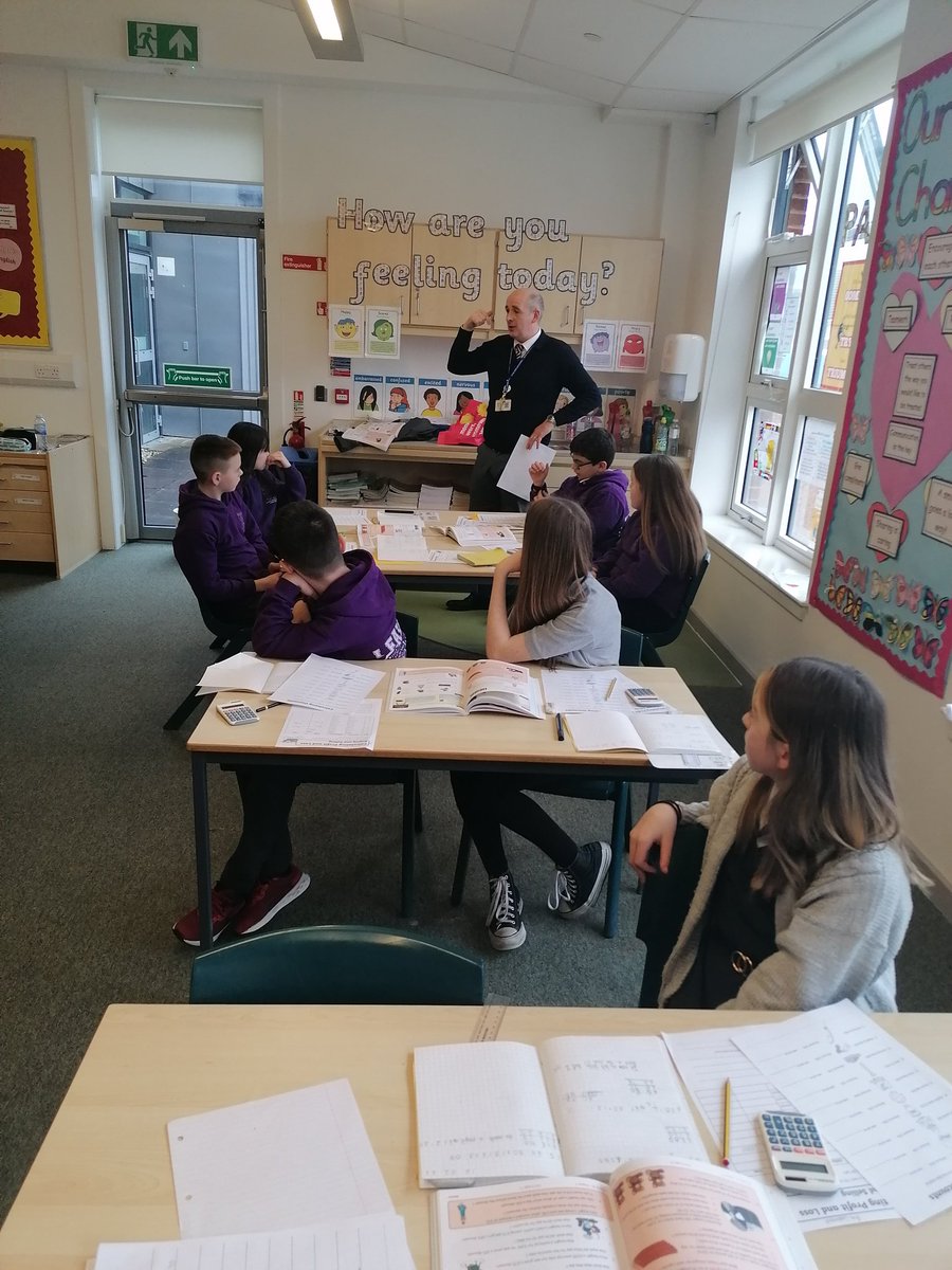 kershaw_miss's tweet photo. P7a enjoyed an afternoon visit from Mr Curry and Mr O'Donnell. @ndhs1 We enjoyed taking part in Math activities, focusing on Money skills. Thank you for answering our questions and getting involved in our activities. #Profitandloss #Discounts #ASP180 #Positivediscussions https://t.co/LiSQVNpmHi