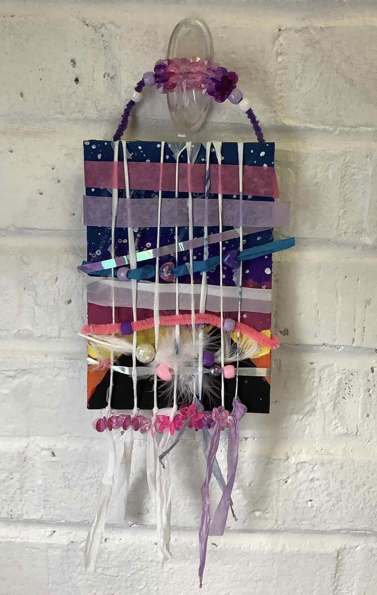 getreadytoARTY's tweet photo. Fifth Grade stayed a little closer to home in North America. They learned about backstrap weaving in Guatemala inspired by the book Rainbow Weaver. Students used found objects to weave. 🧶 https://t.co/nnre1A7s1f