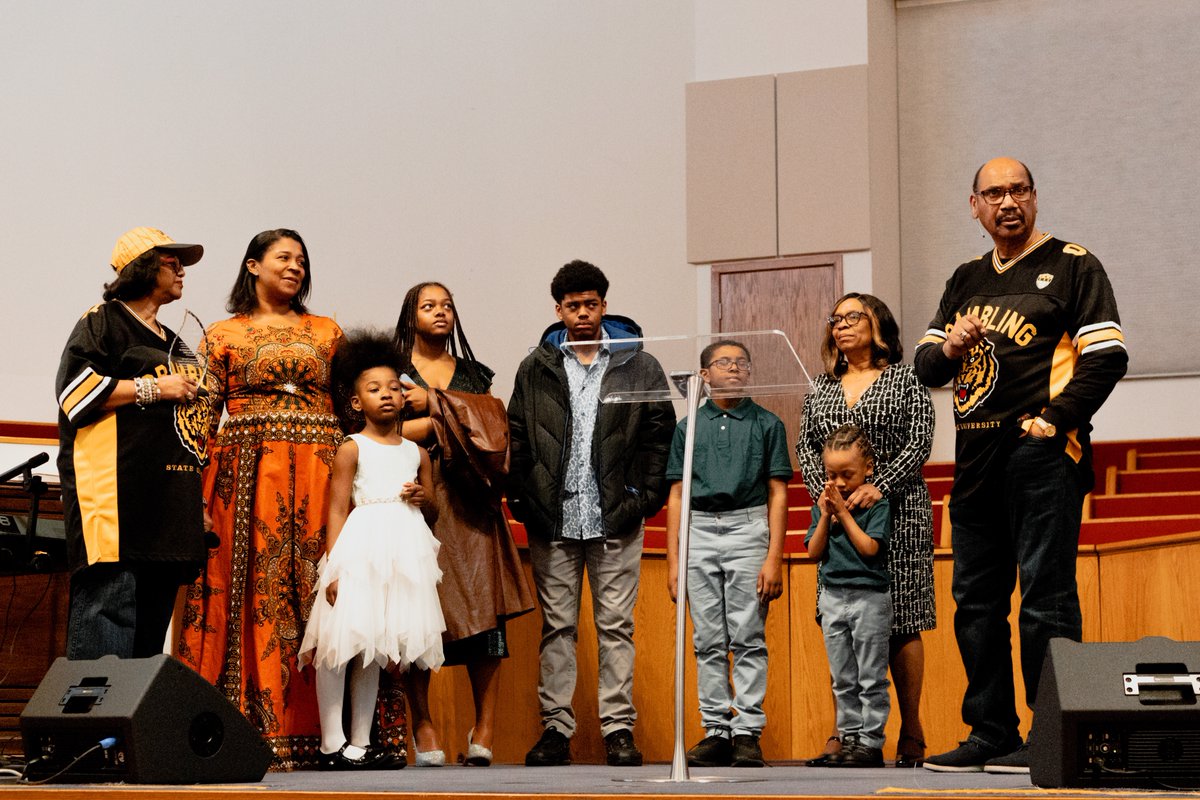 Every Third Sunday, we honor a family at Metro with the Faith Flame Award. This month we are honoring Crystal—a mother of 7 and a Newark Board of Education member. 

Parents need to be encouraged! Congratulations Crystal! We are proud of you! 

Watch Here: bit.ly/3Z7dgom
