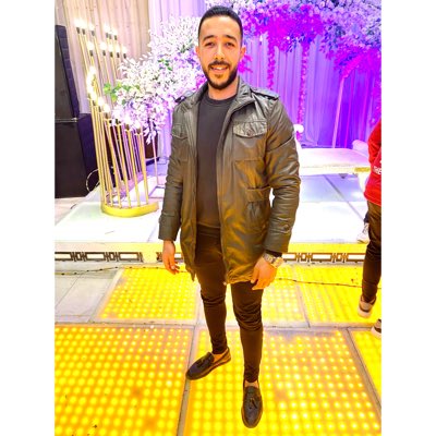HussenEssam7's tweet photo. #NewProfilePic 🖤🥇 https://t.co/nVqwi6Xzls