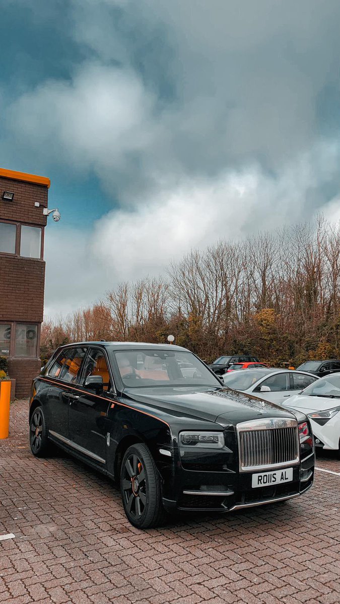 The King even when dirty #RollsRoyce