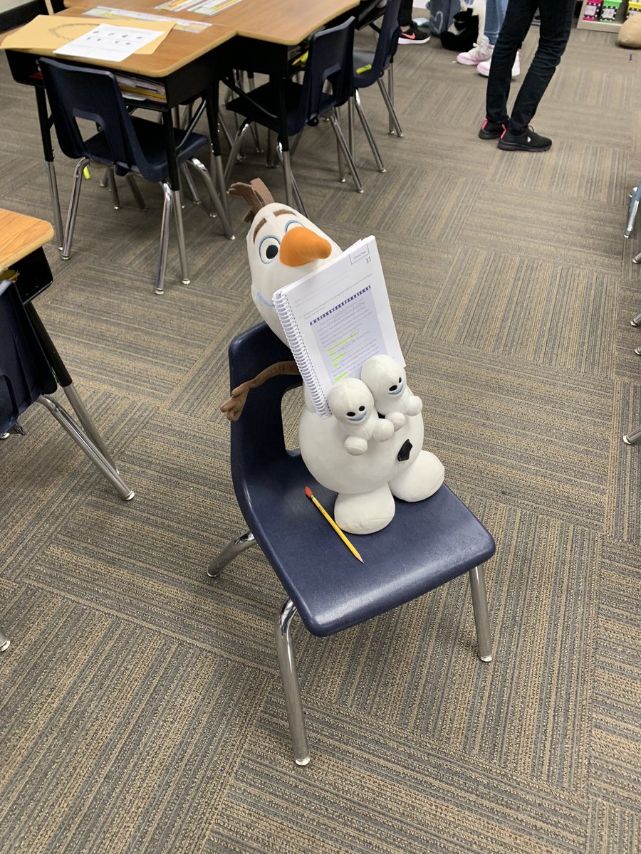 Chastain4HG's tweet photo. When you’re one person short and need a director. Olaf to the rescue! 😁@HazelgroveKck #Ckla https://t.co/MdGK9XDpaF