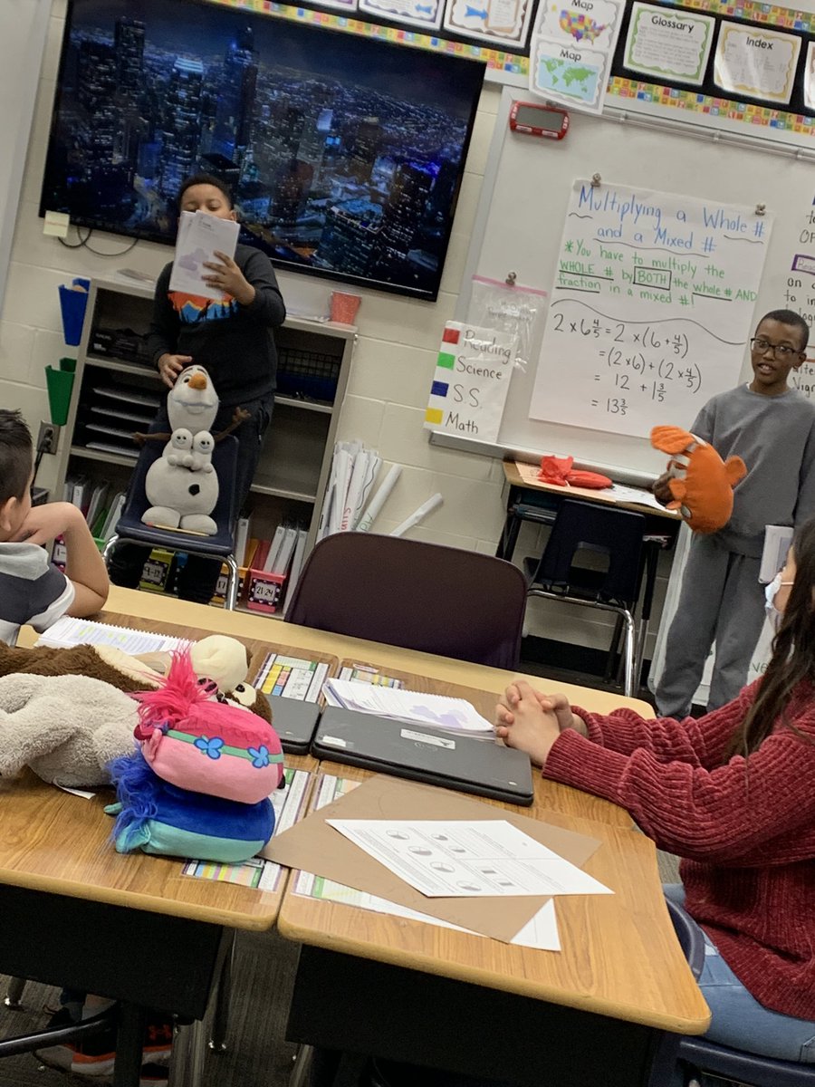 Chastain4HG's tweet photo. When you’re one person short and need a director. Olaf to the rescue! 😁@HazelgroveKck #Ckla https://t.co/MdGK9XDpaF