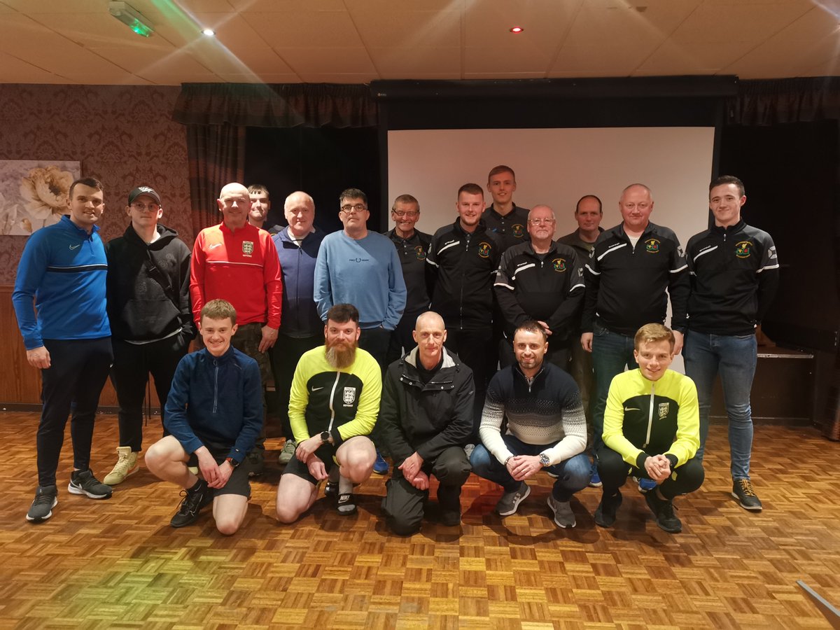 REFEREE SUPPORT | Great to present and support Warrington Referee Development Group and recruit another 12 Mentors 🙌

The future is bright 👏

#welcometorefereeing