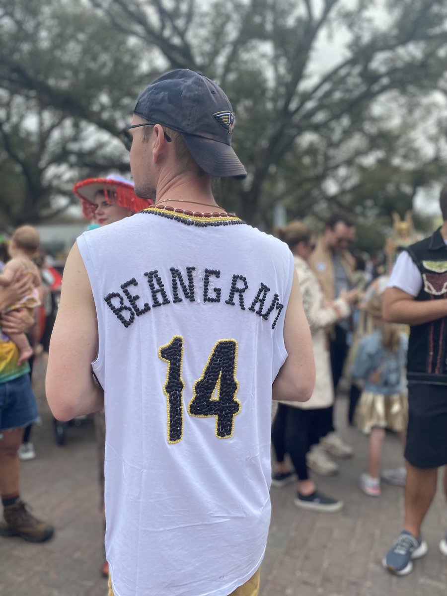 heypablosanchez's tweet image. Go pels! #pelicans ⁦@B_Ingram13⁩ #redbeans ⁦@Larrydn22⁩