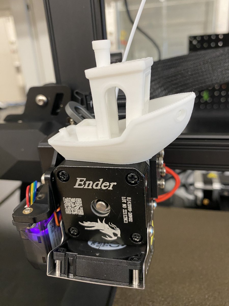 Excellent test print from our lab’s newest addition - an Ender S1 pro. You can buy 6 of these for one ultimaker, the quality is amazing. Ultimaker beats it for dual extrusion but otherwise wow
