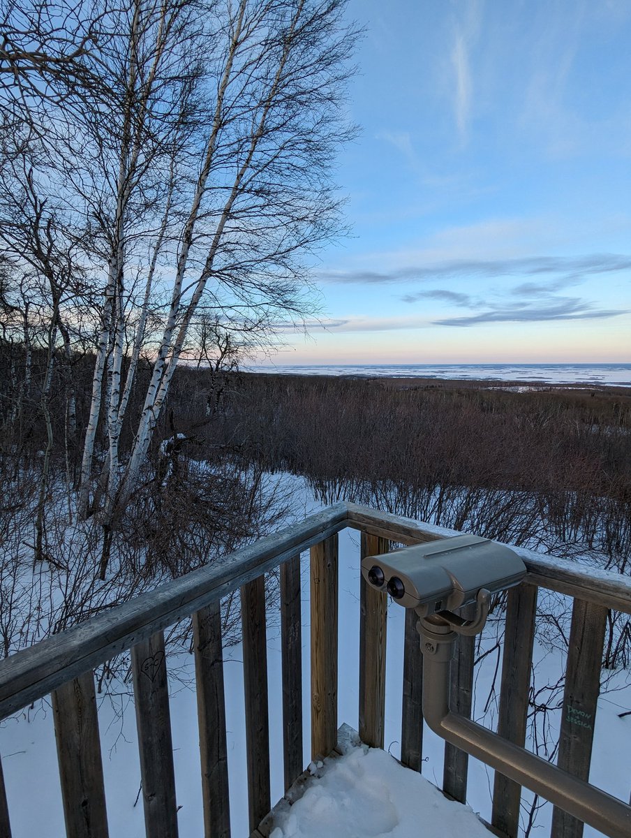 IBBtravel's tweet image. Couldn't have asked for better lighting as we arrived in @RidingNP yesterday! The East Gate looks absolutely stunning during golden hour. Gotta love the cotton candy skies from the nearby lookout too! #ExploreMB #DiscoverClearLake