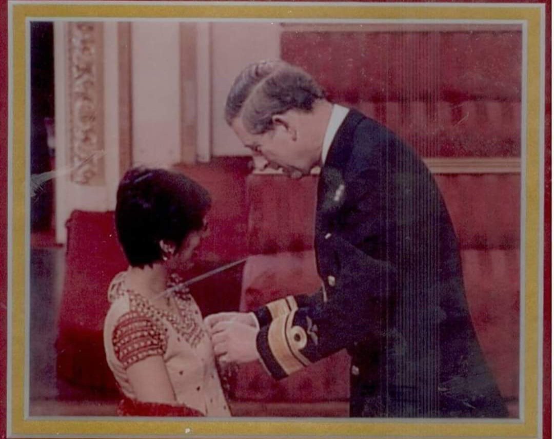 21 years since I recieved my MBE, fond memories, the beautiful Palace, the run up to recieving the award, then actually being presented with the award. Really grateful King Charles <a href="/newsoftheroyals/">Buckingham Palace</a> <a href="/ClarenceHouse/">Clarence House</a> ...fond memories forever.