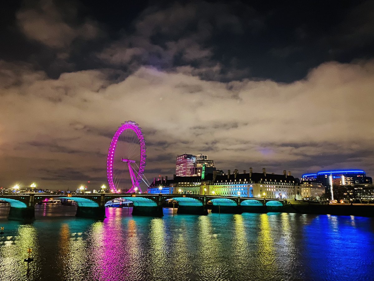 And then this beauty, only in London. 🇬🇧❤️