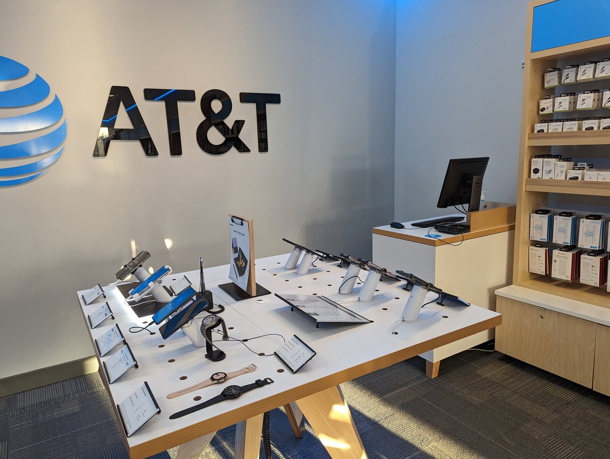 Vegas Benchwarmers™️ on Twitter "RT TheNRHour_ Everyone Go Follow