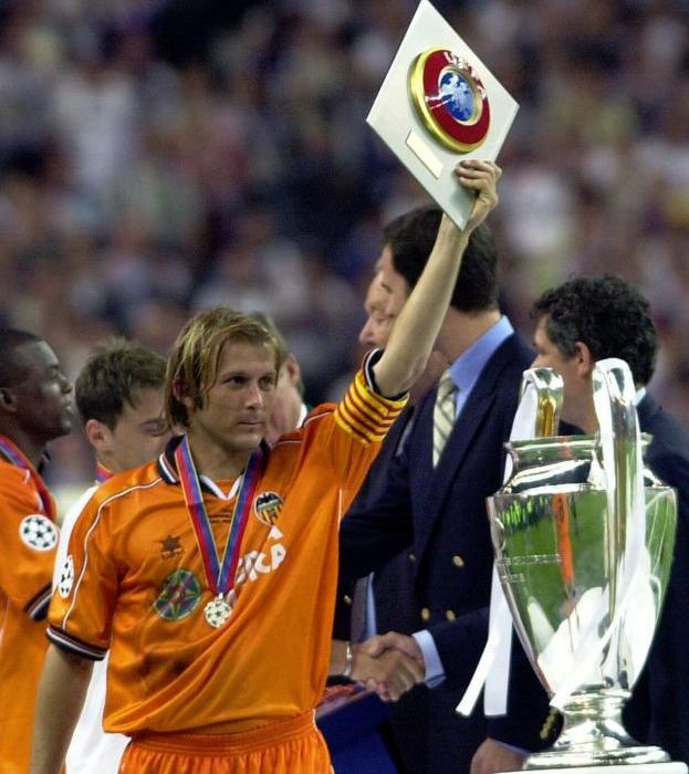 ISMOARVCF's tweet photo. Algun dia volveremos al lugar que nos corresponde. https://t.co/MUGdmdJWLy