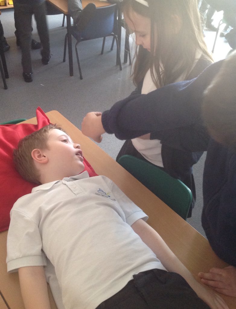 Today, we had great fun learning all about Florence Nightingale. We learnt about key events in her life, how she improved nursing and why historians believe she is a significant person! Look at us acting out the conditions of the hospital in Scutari! 🤕#GBS4History