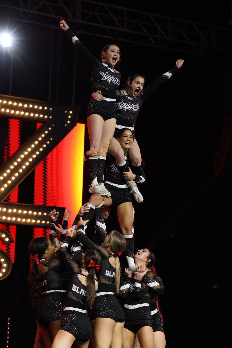Vancouver All Stars Blackout faking out everyone with that ending is hilarious. 

SO. SOLID. TODAY. Every visual SERVED! 

#JAMZNationals