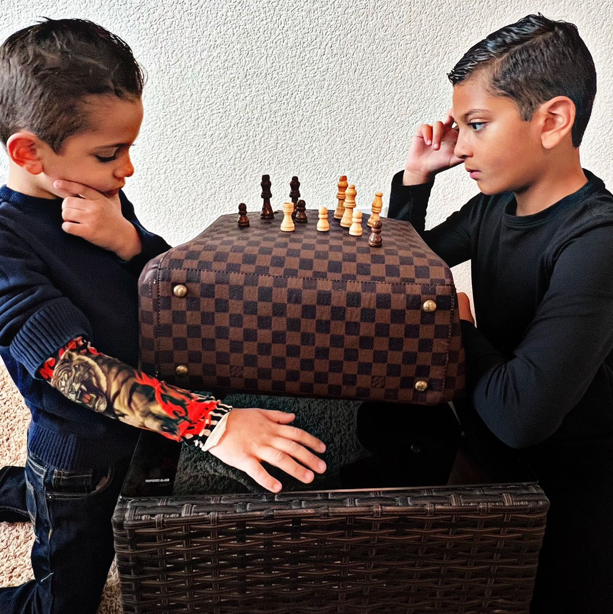 Roza_94's tweet photo. My nephews won this trend for sure 🤍🤍 
VICTORY IS A STATE OF MIND 
@LouisVuitton @messi @Cristiano https://t.co/ruMyhjpuWU
