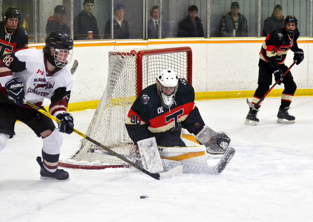 Mark_Cannons's tweet photo. The U21 Tweed Hawks @HometownHockey regular season wrapped up yesterday in 1st place at 19-2-2. Nate finished as the top goalie in the league. 
10.25 games
9 goals against
4 shut outs
Great team https://t.co/wvbDogHqjY