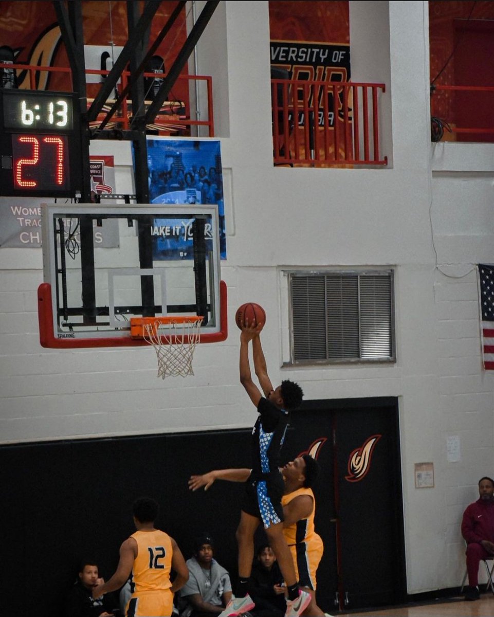 bumpeasy's tweet photo. 16 year old sophomores back2back championships. @_1amdavid @yoodan5_ are something special. @techprephoops
#StudentAthletes #bumpasstwins #dmvhoops #dmvballers #techprephoops #dcballers #dc https://t.co/qctjlaX4HC