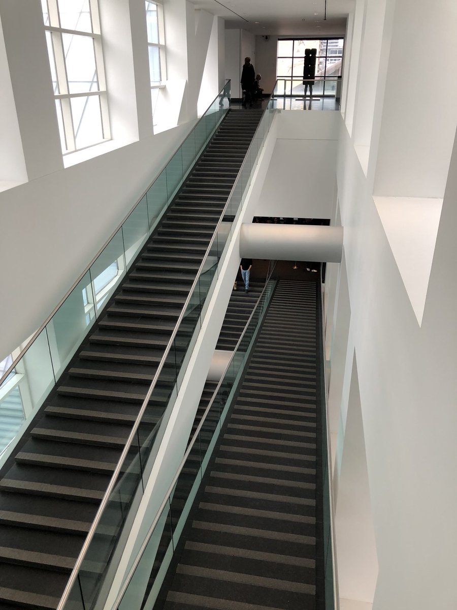 stairweek's tweet photo. #ilookup #aia @mbamtl @MuseumModernArt @museumsforparis https://t.co/IzQq897nAZ