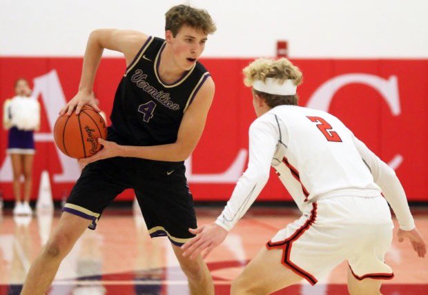 Congratulations to Andrew Hendershot on his All-SBC Lake 2nd team award! 🏆 ⛵️