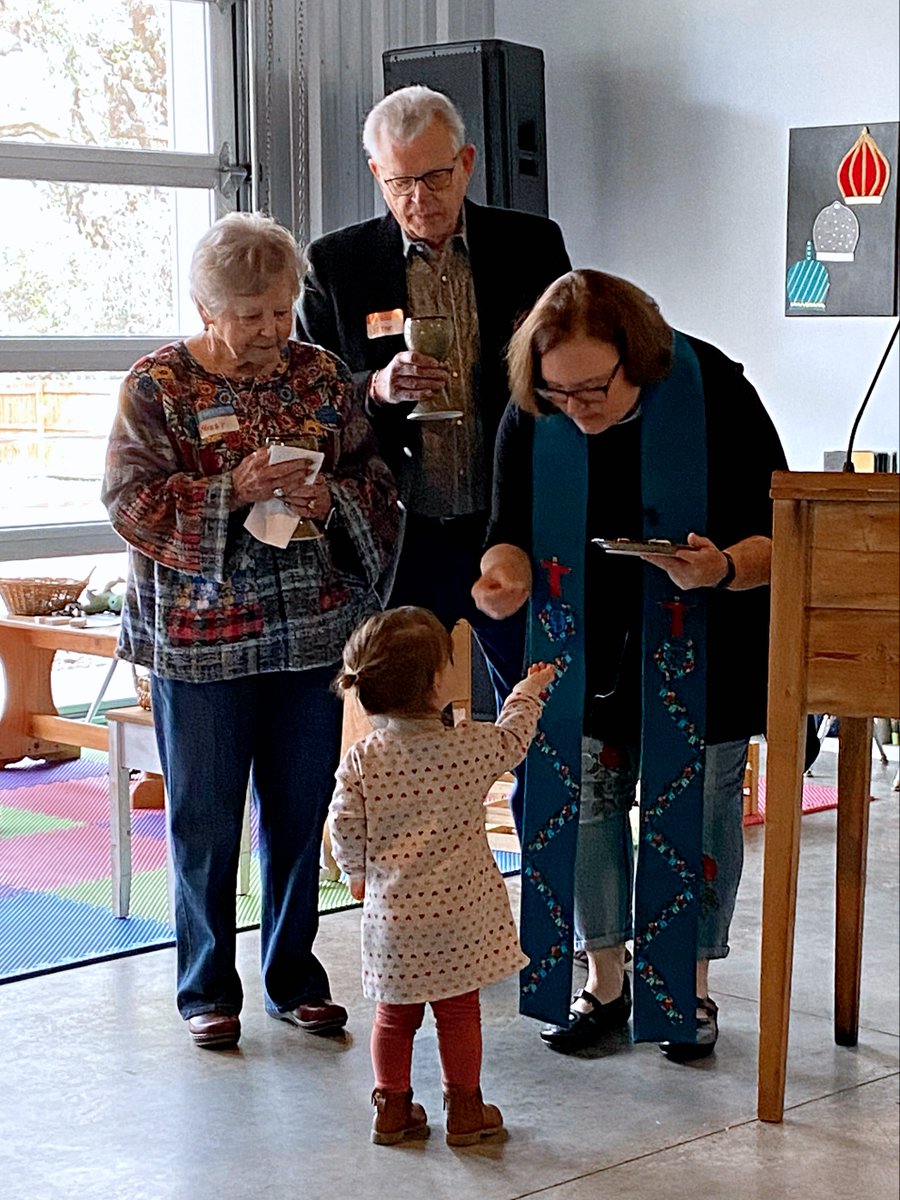 stnickshillctry's tweet photo. Sunday Recap: we celebrated Transfiguration Sunday yesterday with a painting party! It was such a beautiful day! 😊
#stnickshillcountry #transfiguration #lent #worship #transfigurationsunday #episcopalchurch #bulverdetx https://t.co/jLD3xGIzrY
