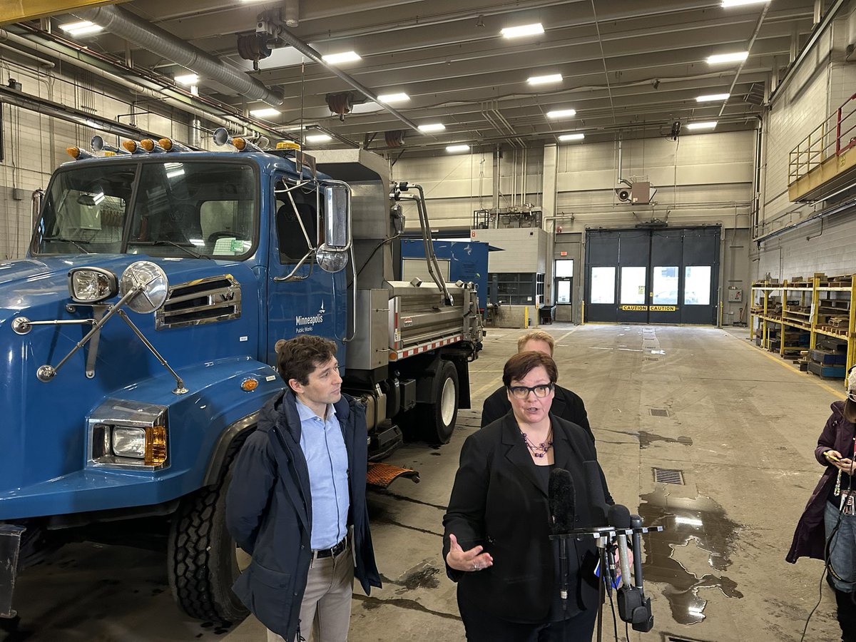 louiskraussnews's tweet photo. The @CityMinneapolis is opening roughly 1300 free covered parking spots today to assist residents with getting off the streets in order to plow roads during the snowstorm coming this week. They are the Walker underground ramp, the farmer’s market and Basilica lots under I-94. https://t.co/zTxCb4F9B9