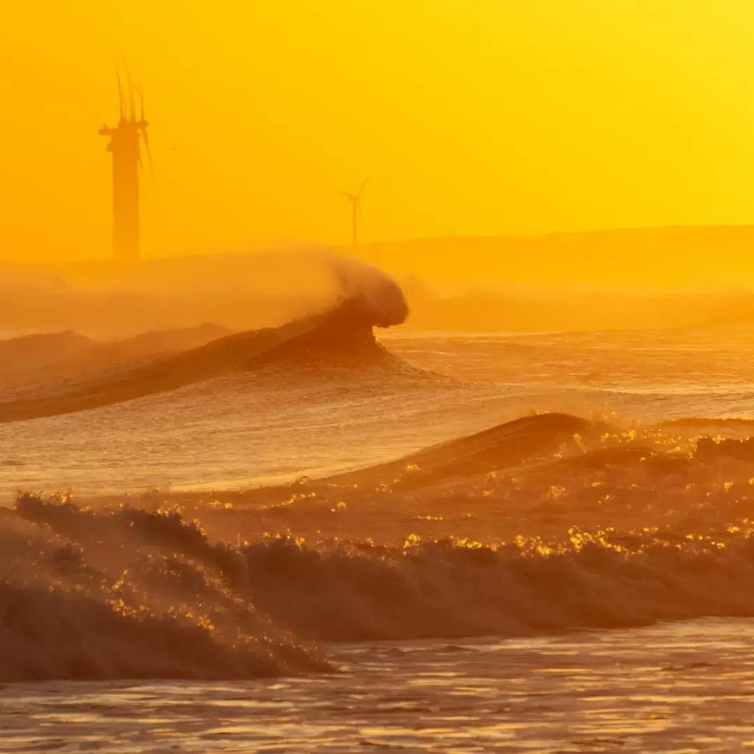 #Atardecer en #Quequen 

📸 La Esco
.
.
.
#ydondeestanlasolas #laesco #olasargentinas #bodyboardingargentin  #atardeceres #AtardecerEnLaPlaya #AtardecerEnQuequen #LaMejorPlayaArgentina #AmoQuequen #QuequenEsMasLindo #QuequenLove #SunsetLovers #SunsetLove