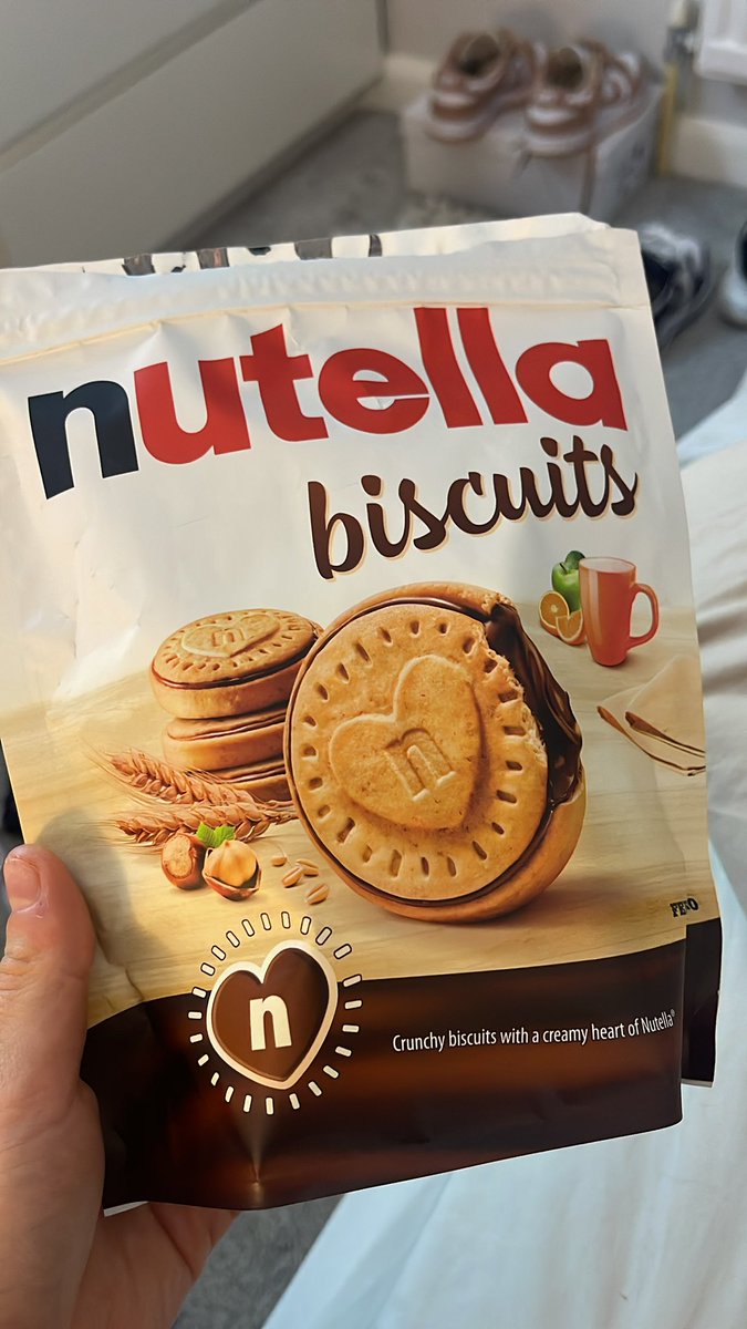 taybiggin_'s tweet photo. You weren’t wrong when you said these were 😋 @ollymurs !! https://t.co/HLbuCSaRiK
