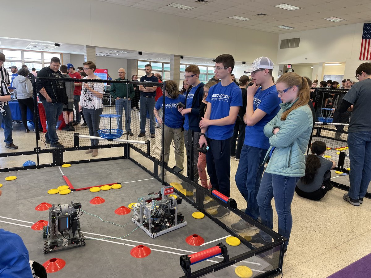 FortLeBoeufSD's tweet photo. Bison Tech did well at Harbor Creek this weekend making it to semifinals and earning another bid to states with the Design Award! #FLBHS #14444A #FLBHS #BisonTech #BisonPride #STEM #Robotics https://t.co/wRHr7cG9t8