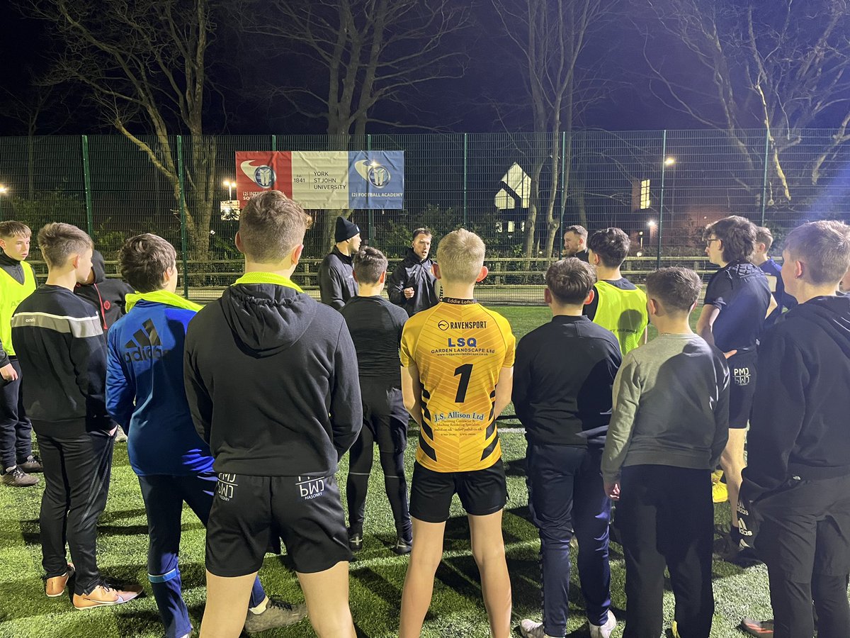 rich_tinker's tweet photo. @HeworthRugby U14s coaches still in Toulouse… no problem thanks to @Leatt90 @bailey_antrobus @conorfitz9813 @YorkRLFC @yorkrlfcfound Great session for the lads who showed great skill, respect and hard work #RiseUp #FutureYorkKnights https://t.co/lcik3XUxBc