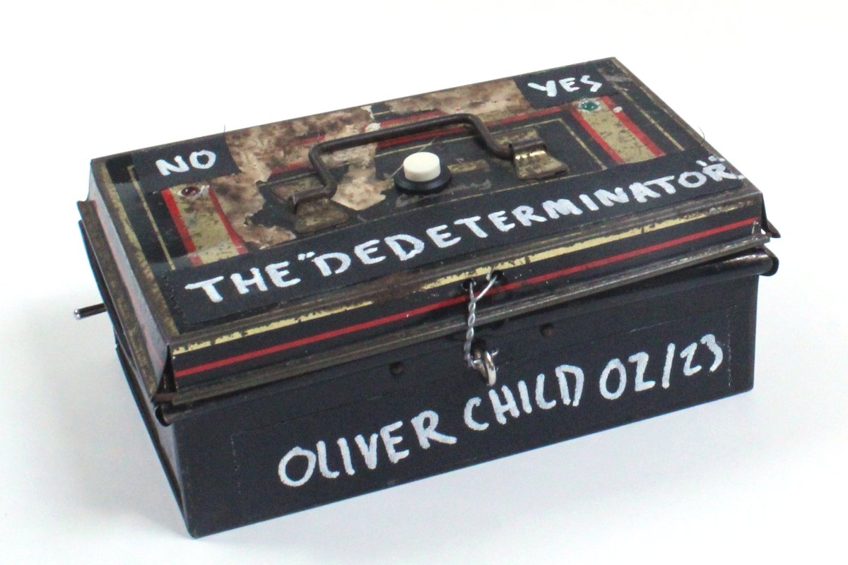 OliverChild's tweet photo. This weekend I build the Dedeterminator - a decision-making tool that harnesses quantum randomness to make choices free from causality https://t.co/2aOzLnFFAm