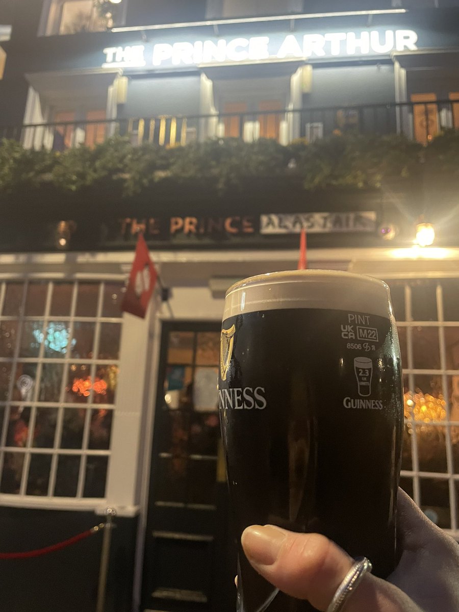 Today we drink to Alastair Brotchie. Artist, ‘Pataphysician, writer, publisher, pub enjoyer, font specialist, collector, book lover, friend. 💔