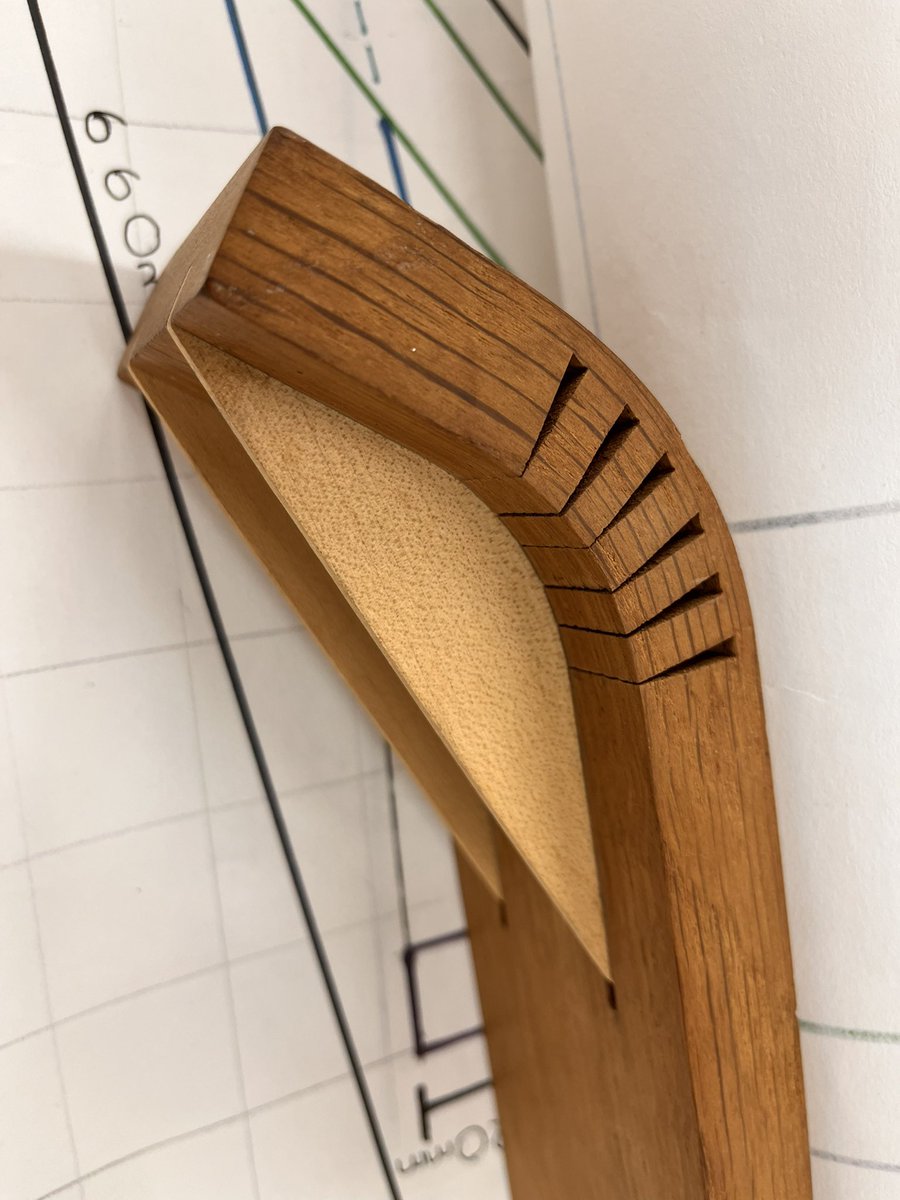 kerry_truman's tweet image. as a follow on from a #bagpress session I hosted for our final year #productdesign students last week I carried this theme forward and made tonight’s #MondayMakers a similar offer.. #laminating #mouldmaking #kerfing #vacforming #modelmaking #dtchat #interiorarchitecture 🙌