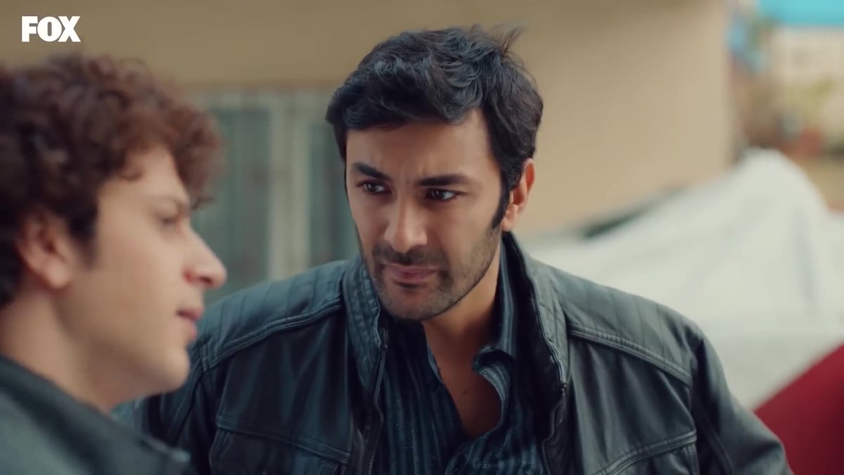 HikmetArgOfi's tweet photo. No ve que está embarazada?
Y tu cómo lo sabes, Tufan?

SELIM EN SU SALSA
#AmorDeFamilia https://t.co/Z5lfxIBMEC