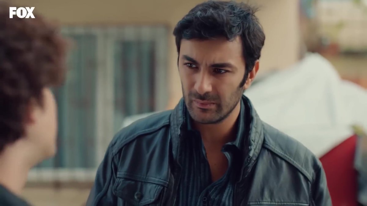 Está bien, Tufan, gracias por informarme. Ahora voy a hablar con ellos, pero no se lo digas a nadie.
Bueno, me voy. Nos vemos

SELIM EN SU SALSA
#AmorDeFamilia