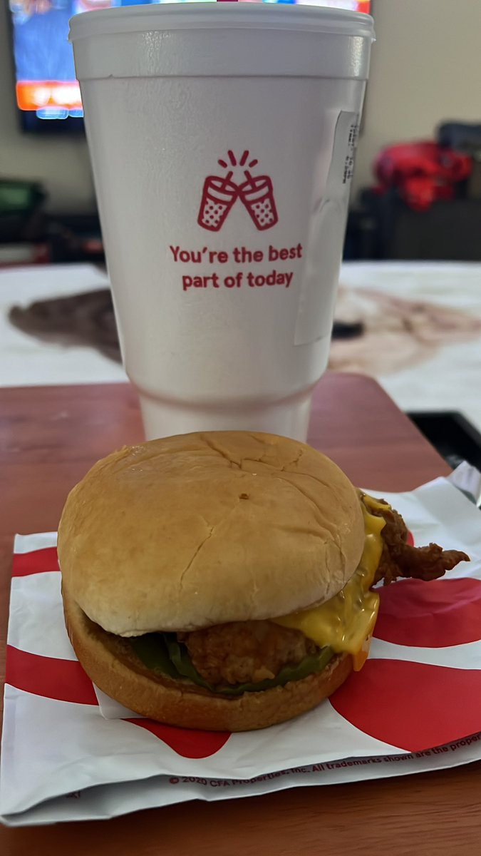 Appreciate you <a href="/iget_buckets35/">Armando Bacot Jr.</a> for those two misses in a row. #freechicken #gopack