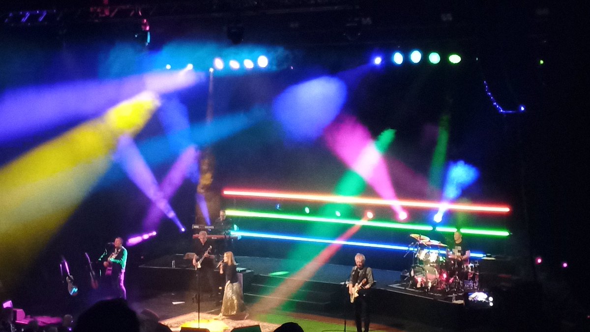 dearianfawn's tweet photo. Just spent a very enjoyable evening with @belindacarlisle in #York - what a fantastic show; thank you…great to hear #DoYouFeelLikeIFeel #SummerRain and #BigScaryAnimal as well as all the other hits - here’s to more #Decades #BelindaCarlisle https://t.co/pcSBvbgQsC