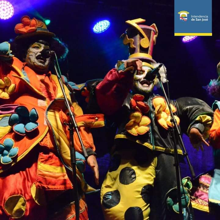 20.02.2023 
La #IntendenciaDeSanJosé te invita a seguir disfrutando del #verano y el #carnaval en #SanJosé 🏖🎭🇺🇾 

➕ información en:
sanjose.gub.uy/2023-2-1verano… 

Bienvenidos!!! 
#Febrero #Febrero2023
<a href="/sanjosegobierno/">Intendencia de San José</a> <a href="/sanjose_turismo/">Oficina de Turismo Intendencia de San José</a> <a href="/regioncentrosur/">DestinoCentroSur</a> <a href="/Uruguay_Natural/">Uruguay Natural</a> 🏖🎭🇺🇾