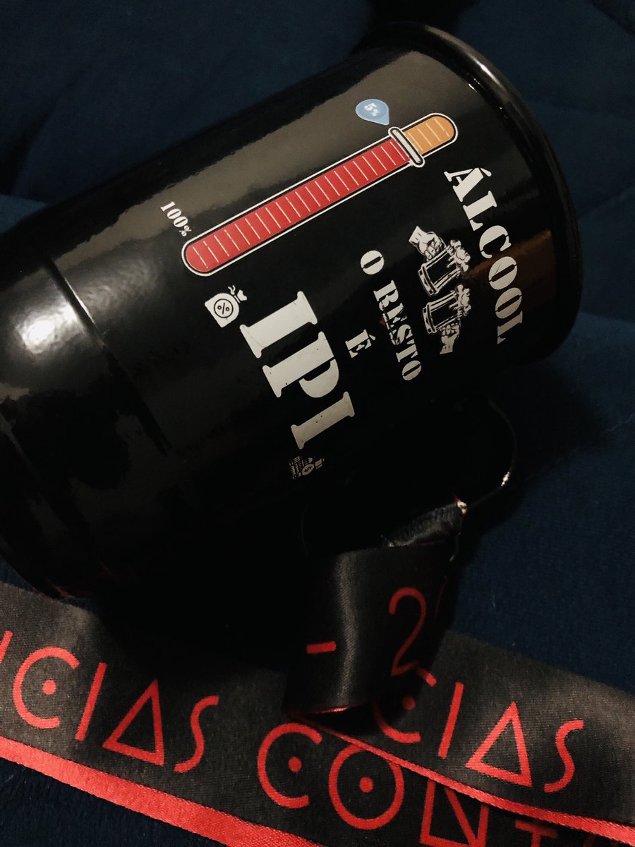 ladislau_junio's tweet photo. Dia de desaposentar essa belezinha de 700ml 🍺 https://t.co/4yDXrSudrk