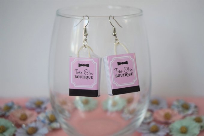 Sierra_sky94's tweet photo. Tiny Chic Shopping Bag Earrings
3 different styles

💗RT for support💗 https://t.co/XdZJXVoQg9