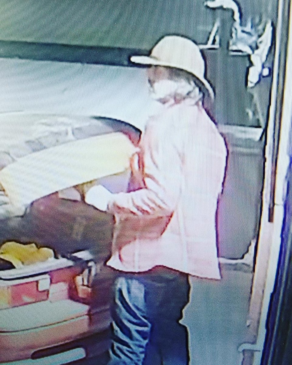 SilverOakGolf's tweet photo. Monday morning around 12:30 am this man broke into the Maintenance facility at Silver Oak Golf Course. If you recognize him, his car, or have any information, please call Silver Oak 775-841-7000 or the Carson City Sheriff’s Office. https://t.co/mihp0uTLwf