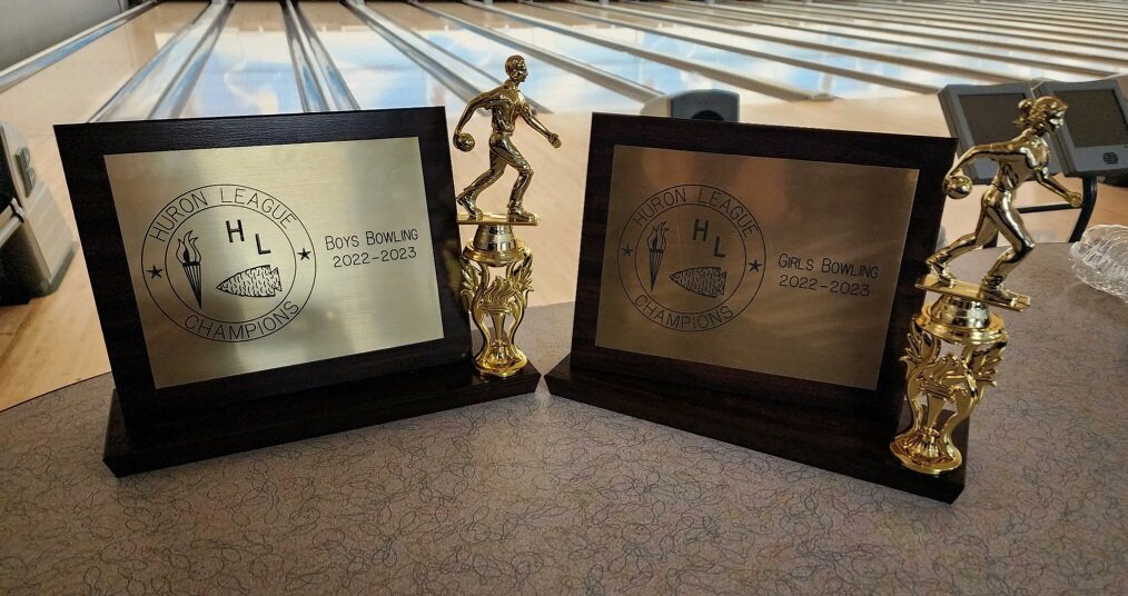NBHuronChiefs's tweet photo. With a 16-14 win over Airport, our girls Bowlers claim the #HuronLeague Championship along side the boys. Keep it rolling! #ChiefPride #TheHuronWay https://t.co/SCiOCTZgq6