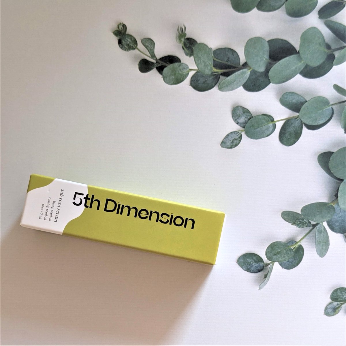 tempacochan's tweet image. #PETITVOUR 9月号に入ってた
#5thDimension Sub Rosa Serum

化粧水などでお肌を整えた後、使用。その後に何もつけなくてOK。朝も使えるオイルセラム。香りがなく、オイルそのものの香り。刺激がなく、肌に優しい◎

▼開封動画はコチラ
youtu.be/dGUMHmeZvLU

@PetitVour #コスメ #サブスク