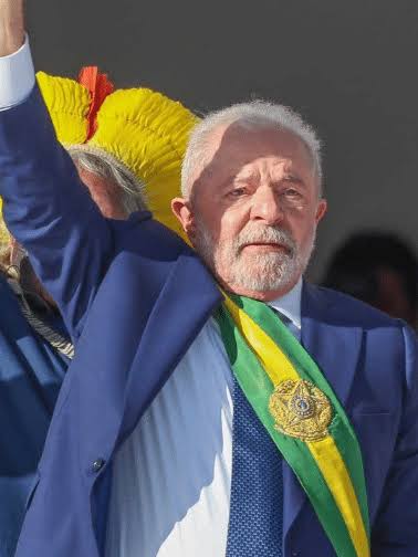 NP__Oficial's tweet photo. 🚨 Opinião:
Verdade seja dita: nesses 50 dias de governo, o presidente Lula está dando aula. Viva o Lula!!! https://t.co/Cy3XSXwEV2