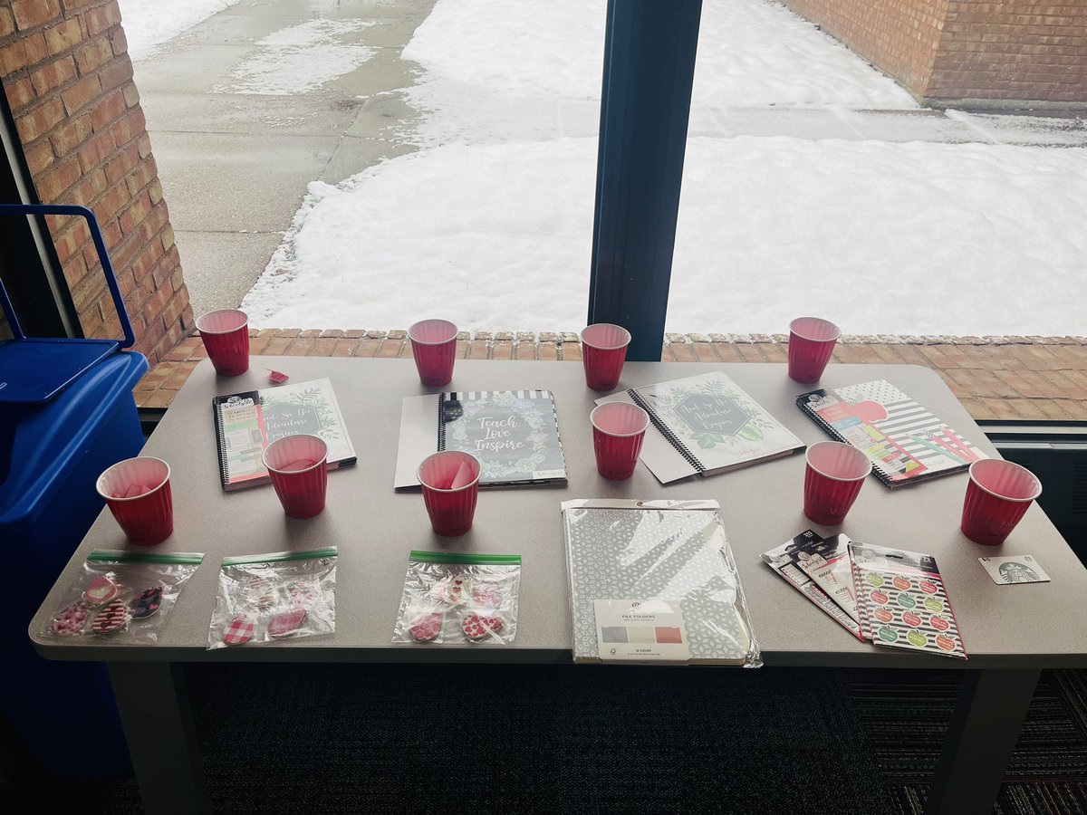 D_R_Schmidt's tweet photo. @SchoolgirlStyle was kind enough to donate many items to share with Ts. Ts were able to give their colleagues notes of appreciate and gratitude, which served as tickets to enter drawings for some amazing sets. Time spent on school culture is always time well spent. https://t.co/2JtWLdxT1z