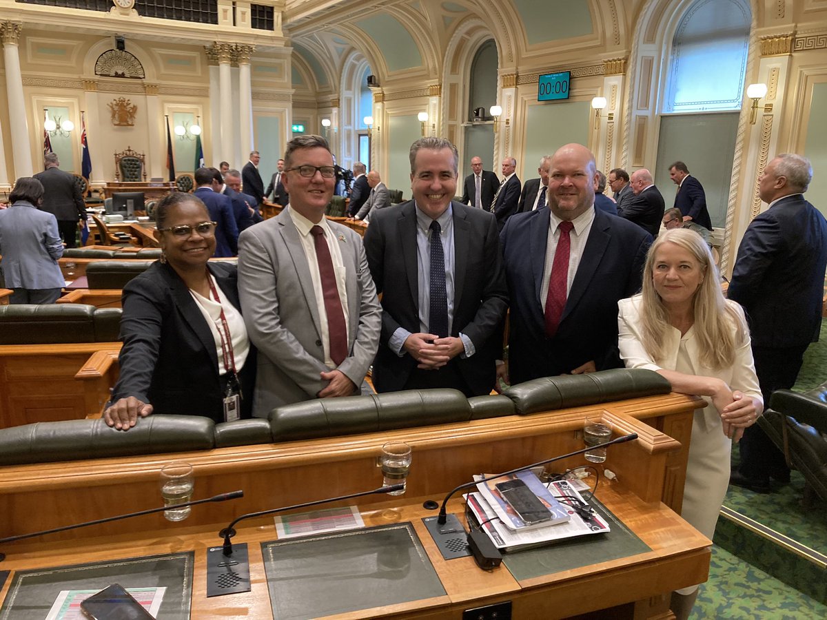 We’re back in Queensland Parliament for 2023. 

It’s a great honour to represent our wonderful community here and I’m keen to get to work on important legislation. 

With Cynthia Lui MP, Rob Skelton MP, <a href="/shanekingmp/">Shane King MP</a> and <a href="/KimeRichards/">💧Kim Richards</a>.