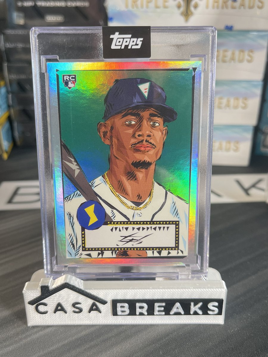 I didn’t know what to expect from this <a href="/Topps/">Topps</a> <a href="/TheRealNaturel/">Naturel</a> drop but it was 🔥 on <a href="/LoupeTheApp/">Loupe</a>!