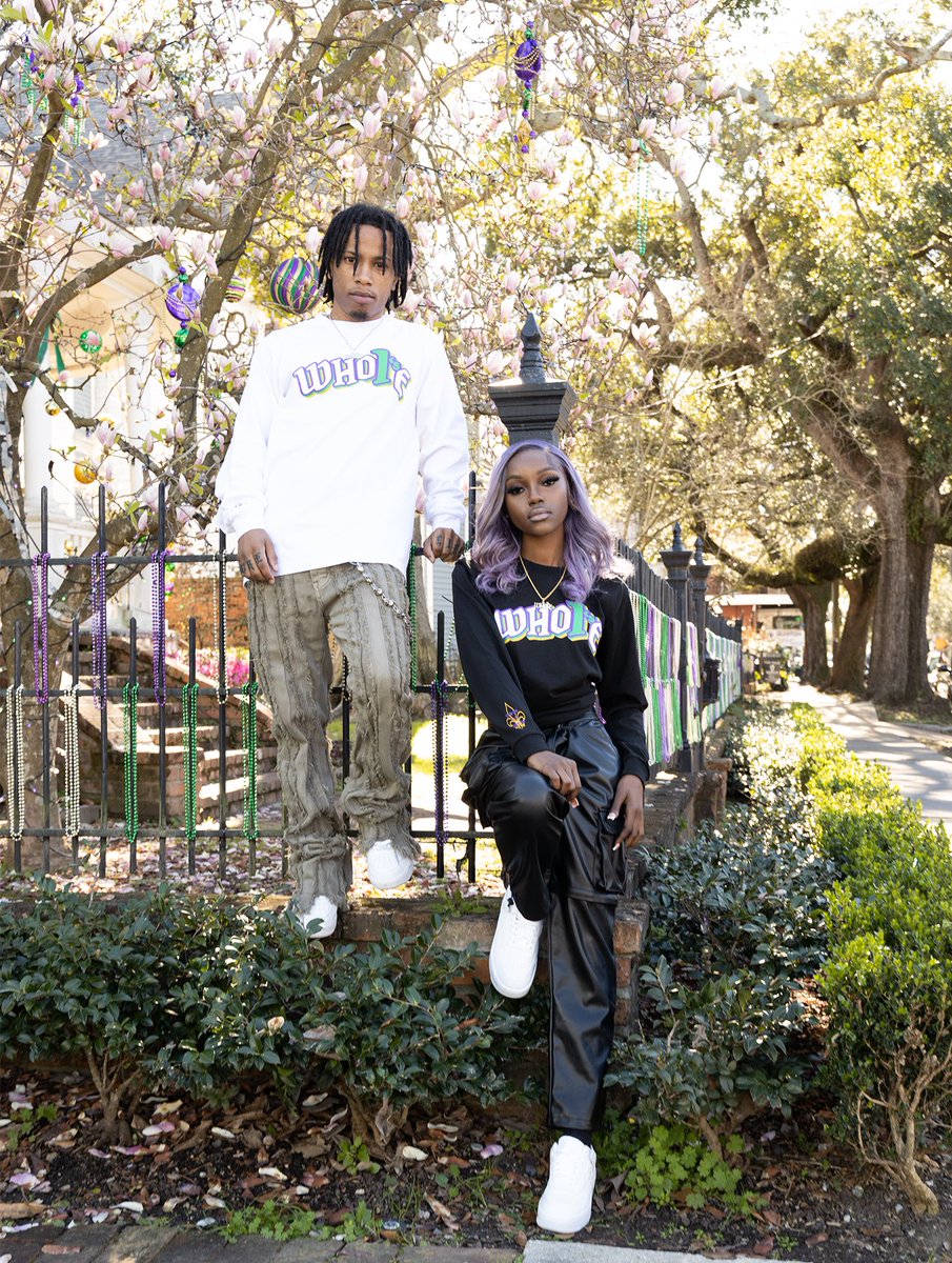 dirtydozenz's tweet photo. Whole 1s “Mardi Gras culture” long sleeves available now!! Dm for purchase or visit our webstore in the bio! 👐🏾🎭 #forthe1s https://t.co/U0aUUmcdlO