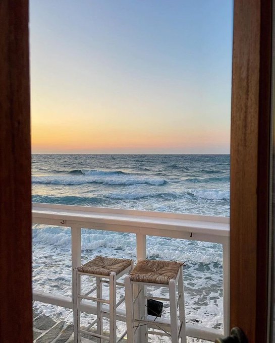 YuliShestak's tweet photo. A view 🌊 https://t.co/fq3OnFbpcF