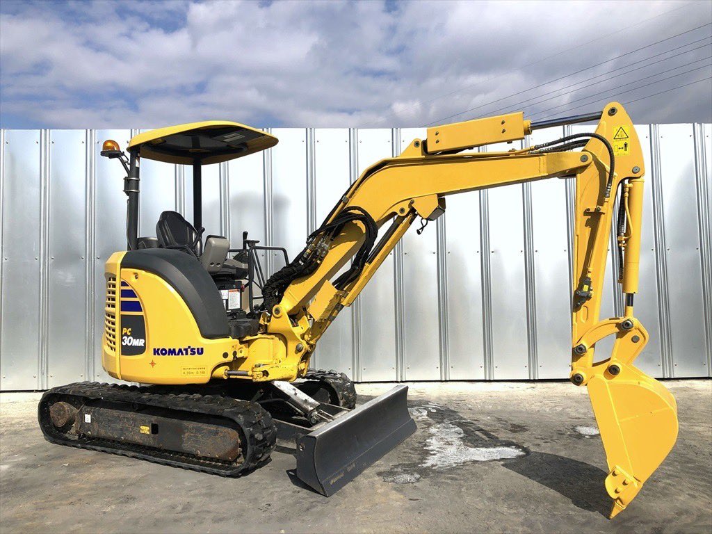 WorldingK's tweet photo. PC30MR-5入荷しました！
いかがでしょうか。
#PC30MR
#EXCAVATOR
#ユンボ
#バックホー
#ミニバックホー
#油圧ショベル
#コマツ
#KOMATSU
#中古建機 #重機
#USEDMACHINERY
#worlding https://t.co/zJxndEhQzW