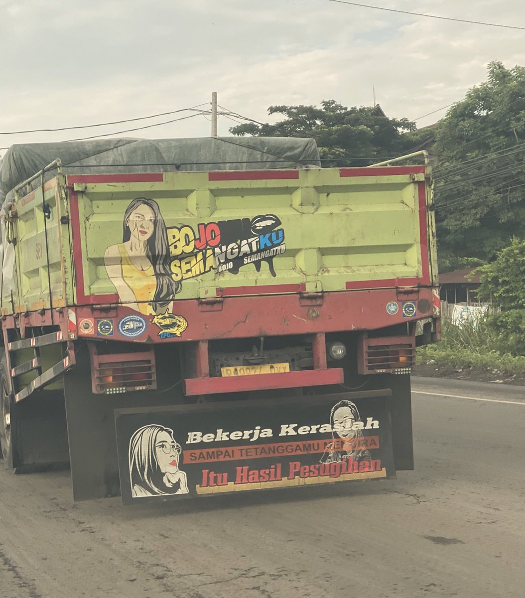 affan_m's tweet photo. Selamat pagiii penikmat kemacetan pantura… 😁😁😁 https://t.co/CEkXEodgTx