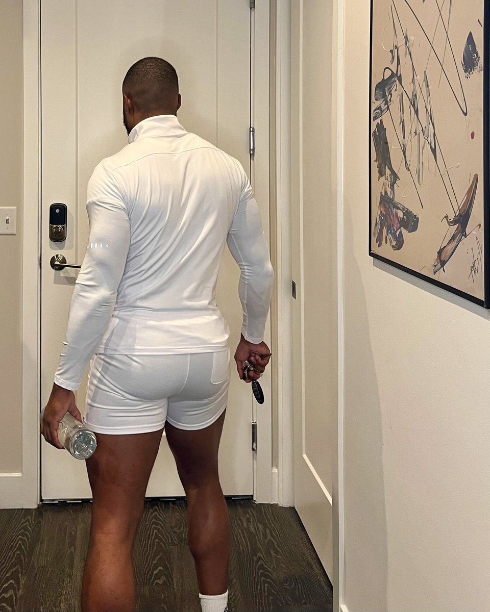 Fpcw6Z3WAAAy1bg?format=jpg&name=medium